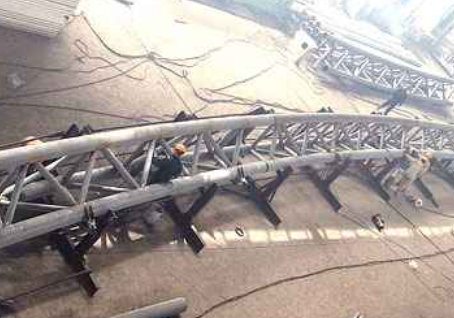 德安多功能体育馆案例